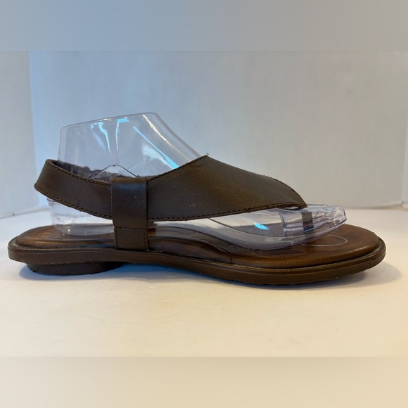 Born brown leather t-strap thong sandals size 9 - Picture 5 of 12